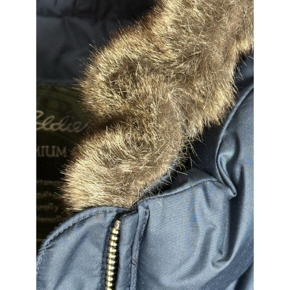 Eddie Bauer NWT Navy Blue Premium Goose Down Vest Women's XL - Picture 2 of 5